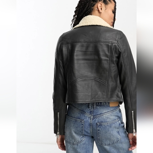 Bolongaro Trevor shearling collar classic leather biker jacket in black - Picture 4 of 4